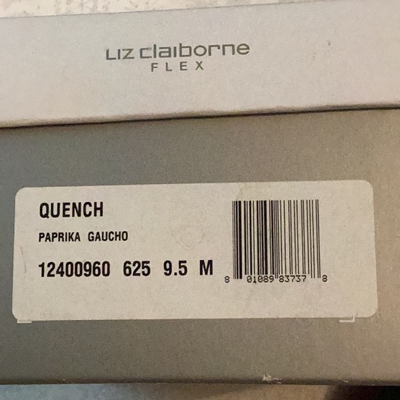 Liz Claiborne shoes - Picture 10 of 10